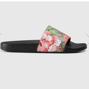 Gucci GG Blooms Supreme Slide Sandal